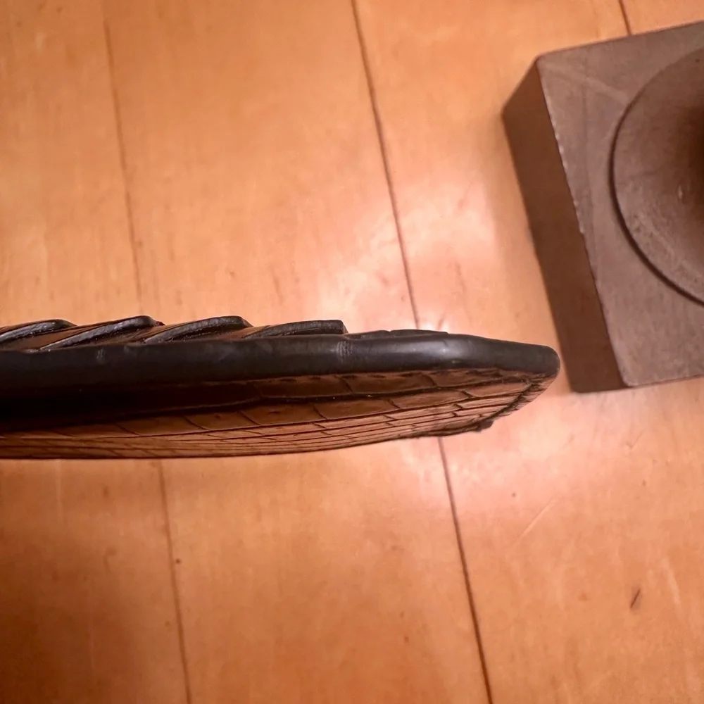 Saint Laurent Black Croc-Embossed card holder/wallet - Picture 9 of 16